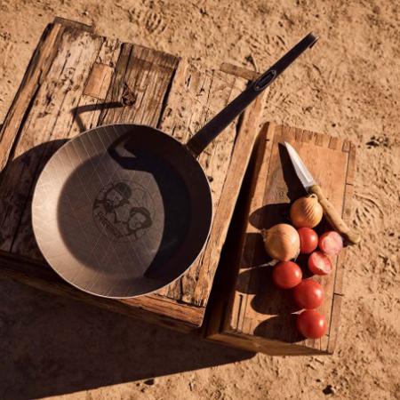 SP28-SH - Petromax Schmiedeeiserne Pfanne sp28 - Bud Spencer&Terence Hill Edition